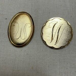 vintage ‘W’ monogram brooch pins